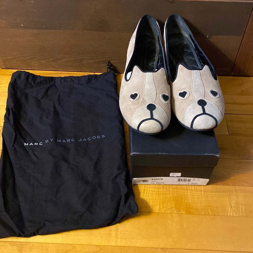 Marc by Marc jacobs putty bulldog loafer flat size 40